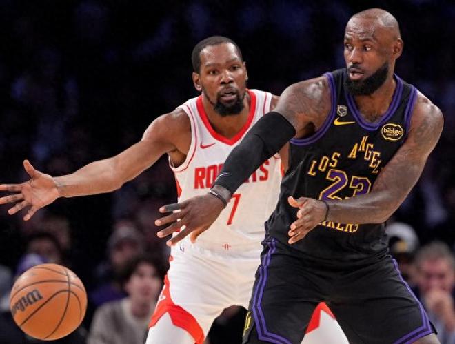 杜兰特复出未改颓势 火箭再负湖人系列赛0-2