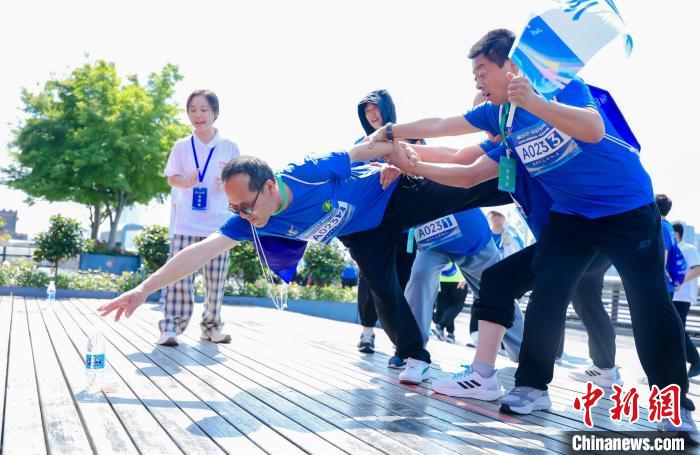 长三角残健融合定向赛杨浦滨江开赛 六百名运动